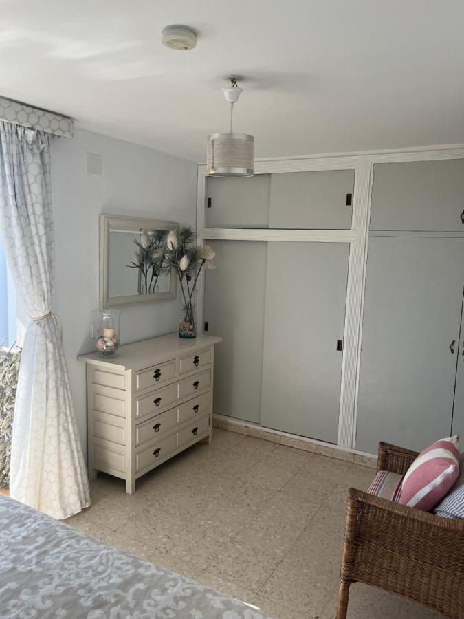 Large Three Bedroom Apartment Panoramic Sea Views 埃斯特波纳 外观 照片
